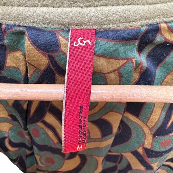 Lambswool Cape-Like Coat With‎ Leather Button Closure Pockets Patterned Lining M - Picture 7 of 8